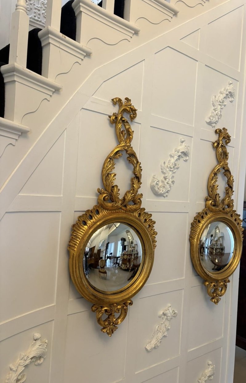 Antique Pair of Regency Style Giltwood Convex Girandole Wall Mirrors - Image 3